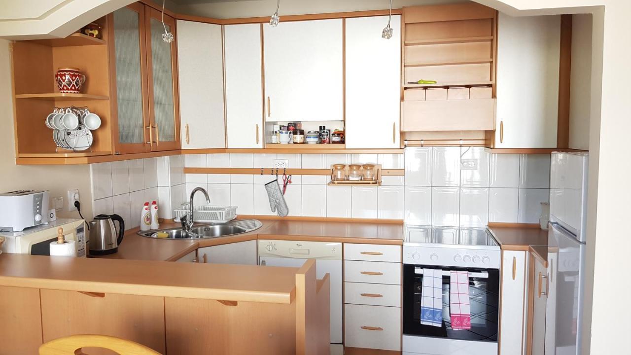 Golden Delight Central Apartment Skopje Exterior photo